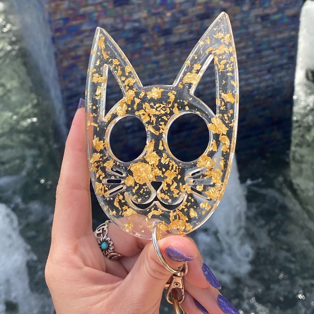 Defensive Kitty Keychain Clear With Gold Flakes - Picture 16 of 16